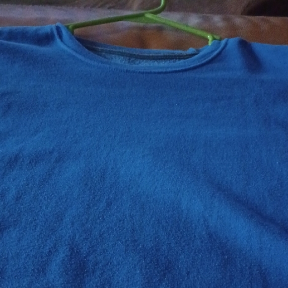 💙🌺Athletic Works Men's Blue SweatShirt - Picture 2 of 4